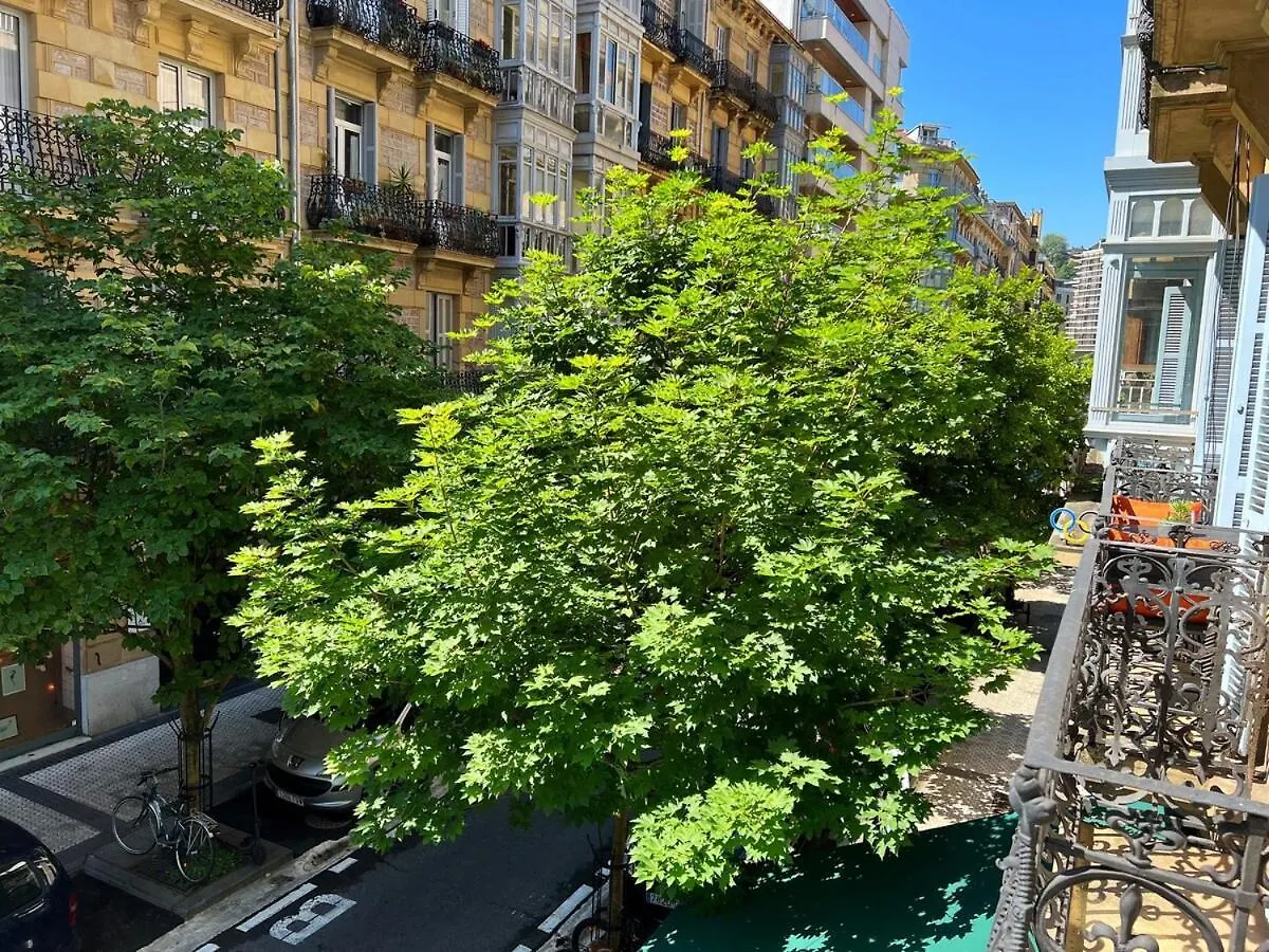 Heart Of Midtown ⎮⎮ 5 Balconies⎮⎮Walk Score 99 San Sebastián 0*,  Spanien